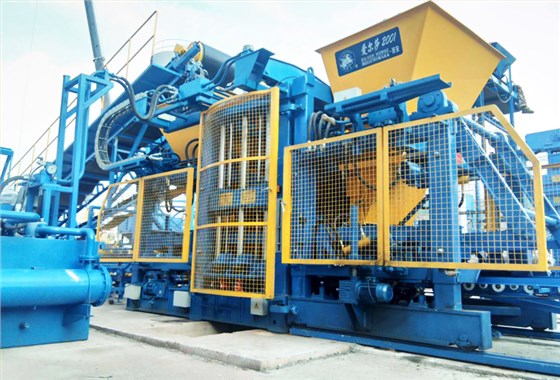 透水磚自動(dòng)化設(shè)備