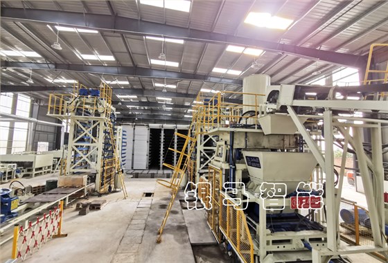 路面透水磚設(shè)備生產(chǎn)前及生產(chǎn)中的操作要求有哪些？