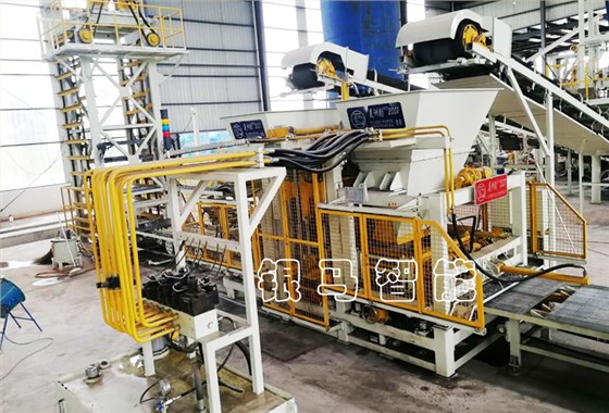 PC磚機(jī)械設(shè)備：透水磚機(jī)技術(shù)及工藝升級(jí)，為環(huán)保獻(xiàn)力！