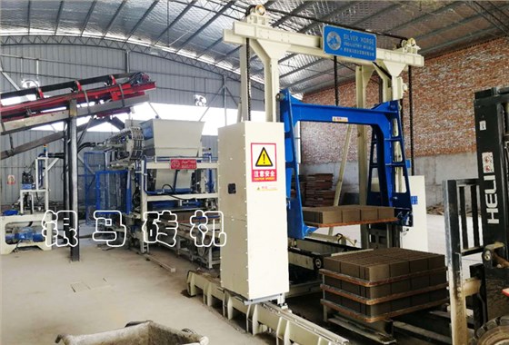 免燒磚機(jī)：礦渣制磚機(jī)械讓產(chǎn)品潛力成為有效的競(jìng)爭(zhēng)力！