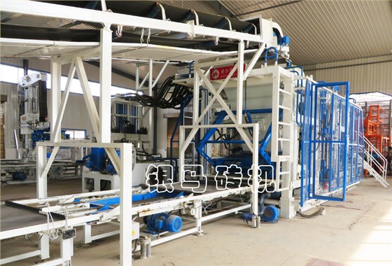 水泥磚磚機：科技革新，本質(zhì)升華