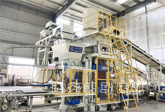 人造路沿石設(shè)備：機(jī)械設(shè)備進(jìn)水原因分析及預(yù)防措施！