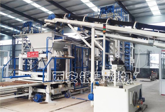 銀馬新型透水磚機生產(chǎn)線：三十載砥礪拼搏，九萬里內(nèi)外馳名！