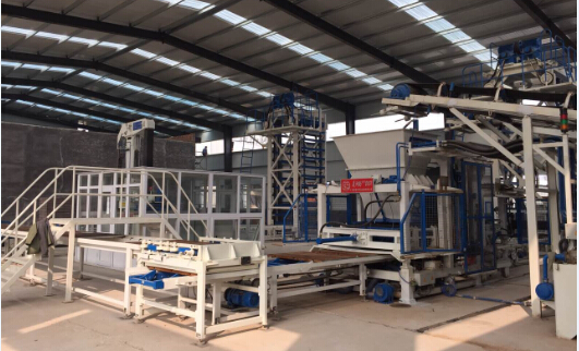 透水磚機設(shè)備性能淺析