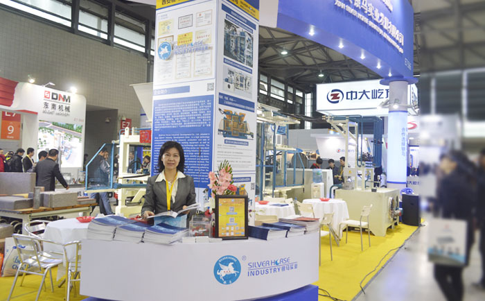 免燒制磚機與真空制磚機之比較