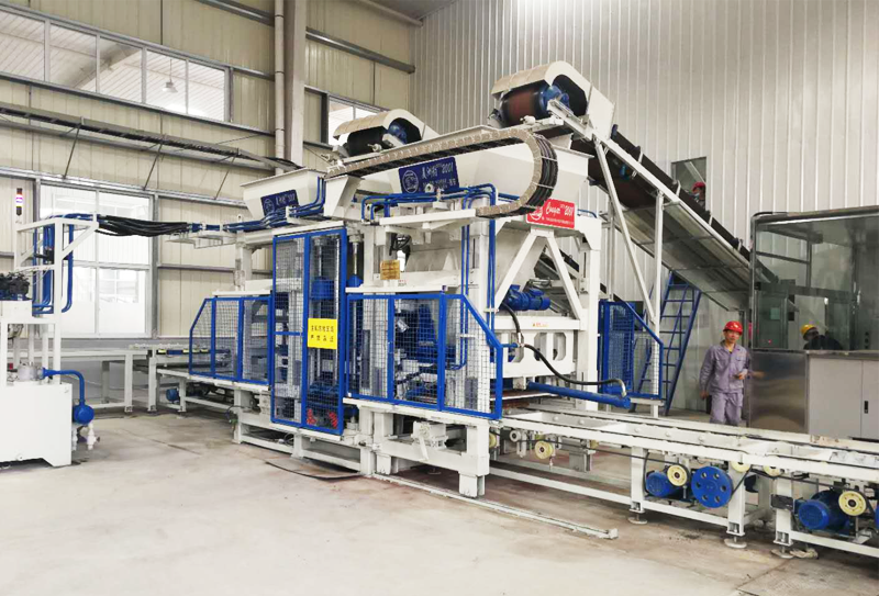全自動(dòng)制磚設(shè)備為建筑垃圾“正名”