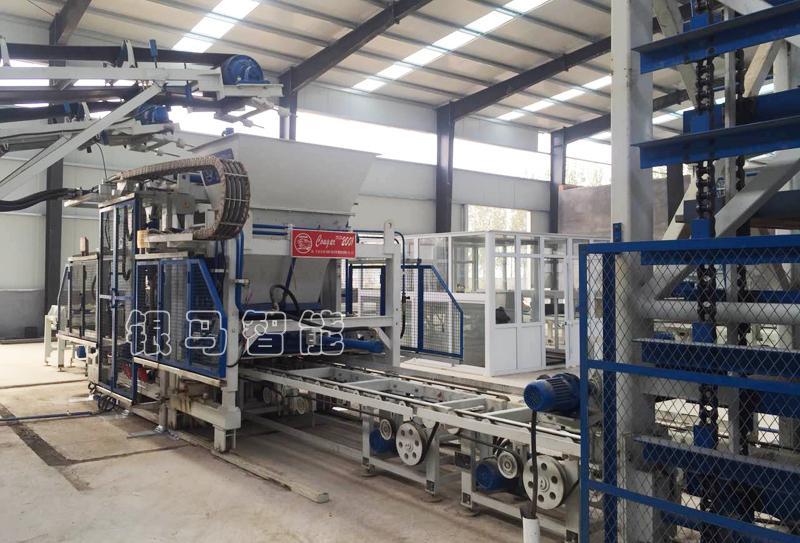 透水步道磚機(jī)電機(jī)地腳螺栓松動(dòng)應(yīng)如何預(yù)防？