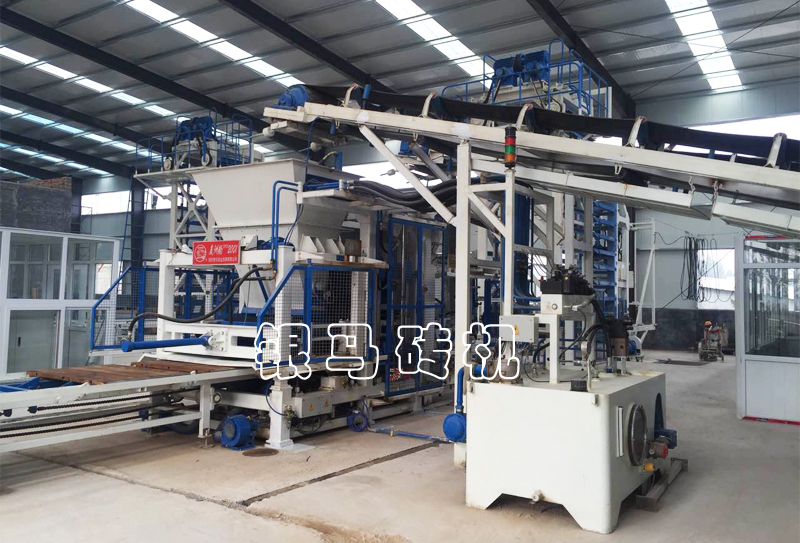 生態(tài)免燒磚制磚設(shè)備生產(chǎn)工廠如何提升效率和產(chǎn)能？