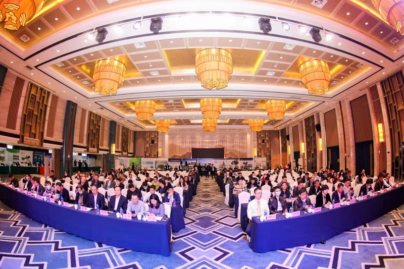 2021年全國(guó)建筑垃圾資源化利用高層論壇暨行業(yè)難點(diǎn)技術(shù)解決方案與裝備推介會(huì)成功舉辦