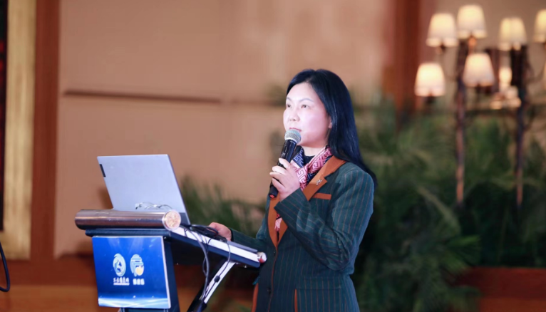 第六屆京津冀及周邊地區(qū)工業(yè)固廢綜合利用高層論壇成功召開 西安銀馬與會(huì)